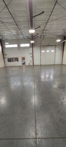 More Photos Of 17315 E Sprague Ave, Spokane Valley Flex For Lease