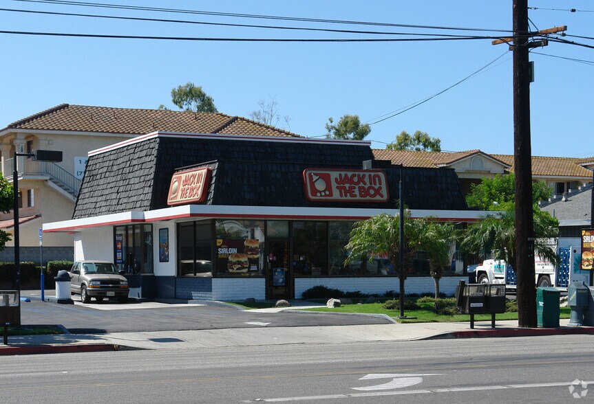 Primary Photo Of 6042 Edinger Ave, Huntington Beach Fast Food For Sale