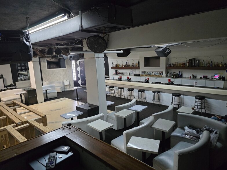 More Photos Of 6045-6051 SW 8th St, Miami Storefront Retail Residential For Lease