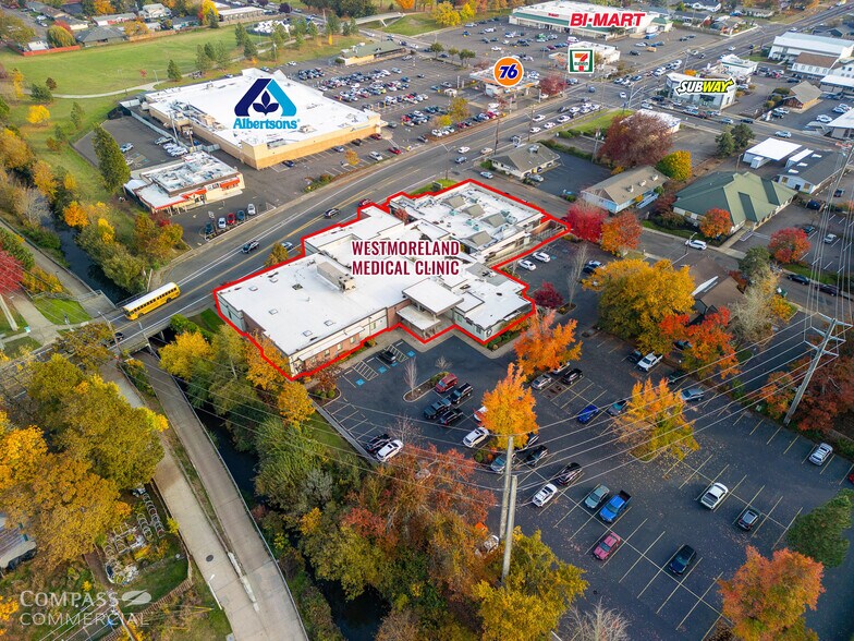 More Photos Of 1680 Chambers St, Eugene Medical For Lease