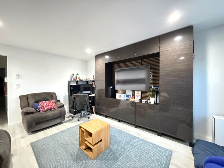 More Photos Of 1846 College Point Blvd, College Point Storefront Retail Residential For Sale