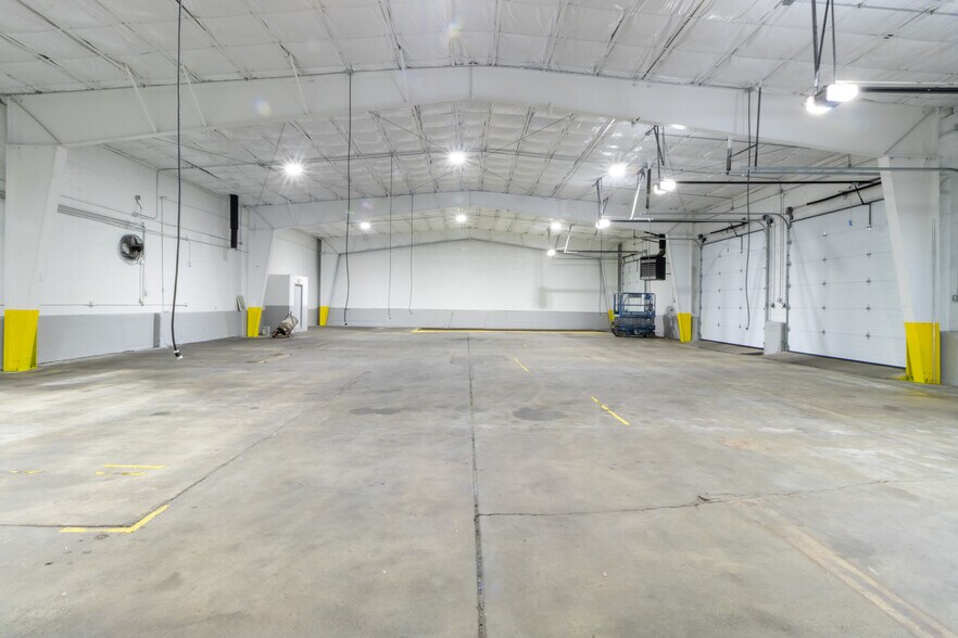 More Photos Of 525 E Clark St, Pocatello Auto Repair For Lease