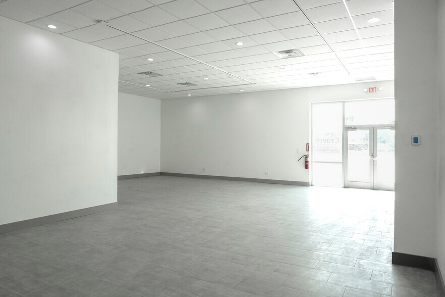 More Photos Of 5625 Greenwood Dr, Corpus Christi Unknown For Lease