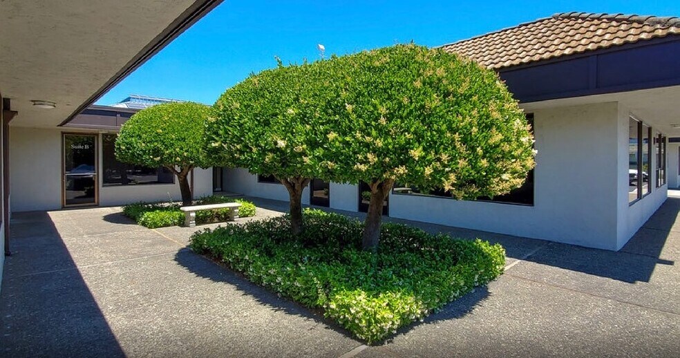 More Photos Of 117-121 Paul Dr, San Rafael Medical For Lease