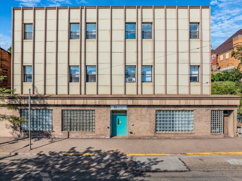 More Photos Of 723 Braddock Ave, Braddock Office For Sale
