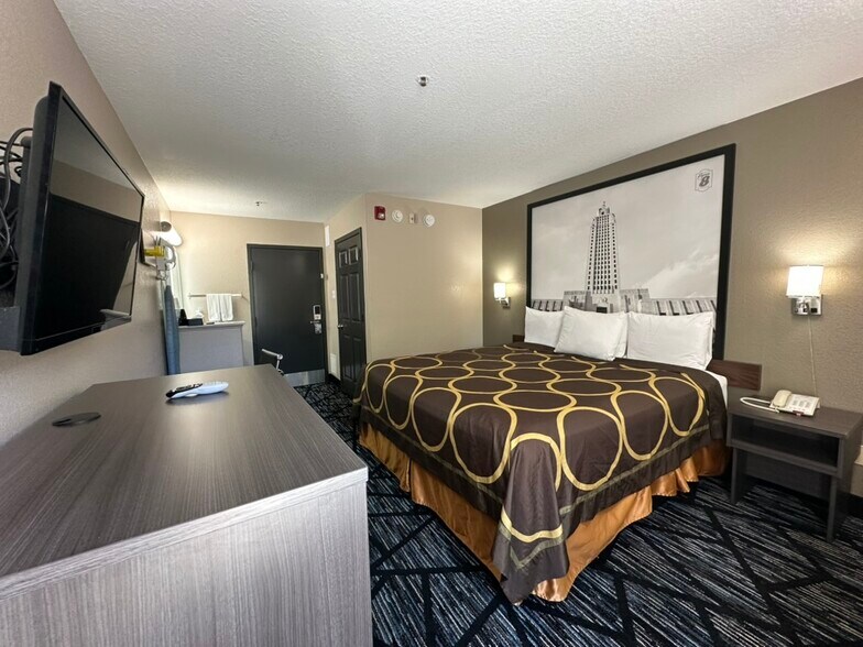 More Photos Of 12312 Highway 165, Kinder Hotel For Sale