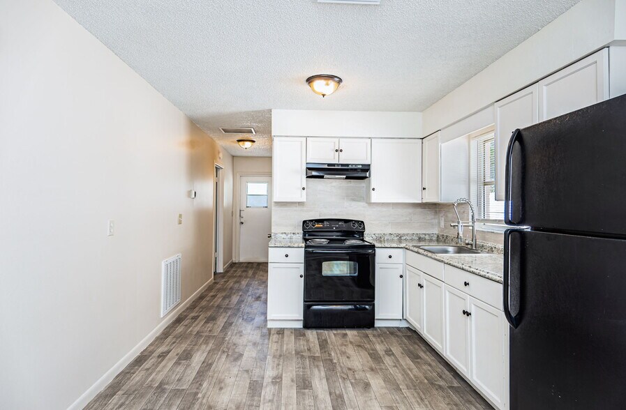 More Photos Of 3025 54th St S, Gulfport Apartments For Sale