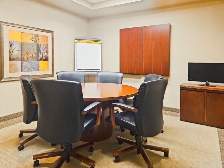More Photos Of 7320 E Fletcher Ave, Tampa Coworking Space