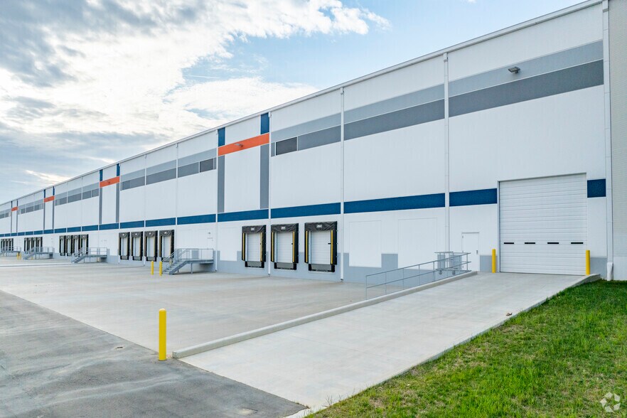 More Photos Of 2400 Old Beatty Ford Rd, China Grove Distribution For Lease