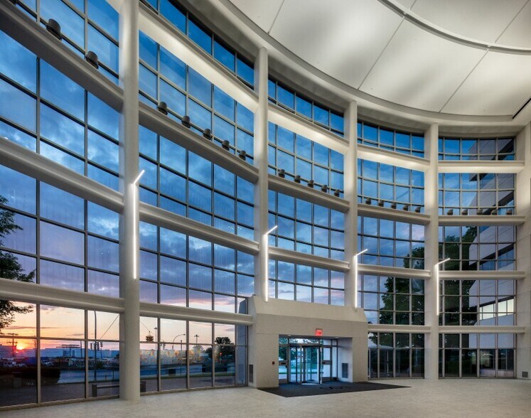 More Photos Of 100 Quentin Roosevelt Blvd, Garden City Office For Lease