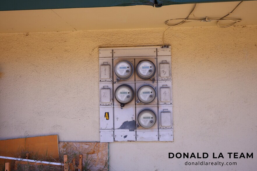 More Photos Of 285 N Vallejo Way, Upland Apartments For Sale