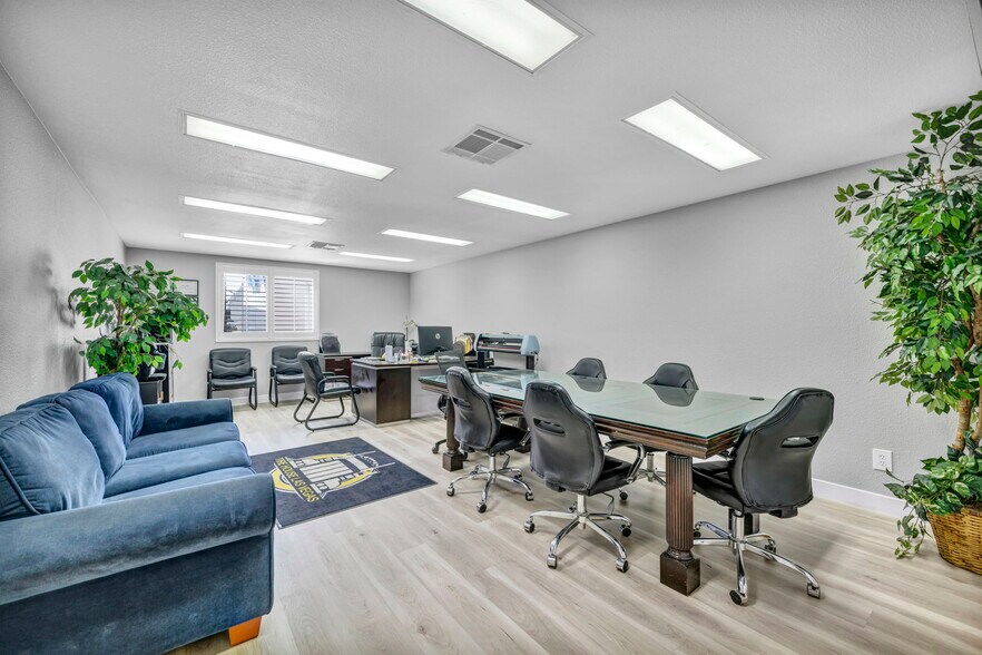 More Photos Of 9275 S Jones Blvd, Las Vegas Industrial For Sale