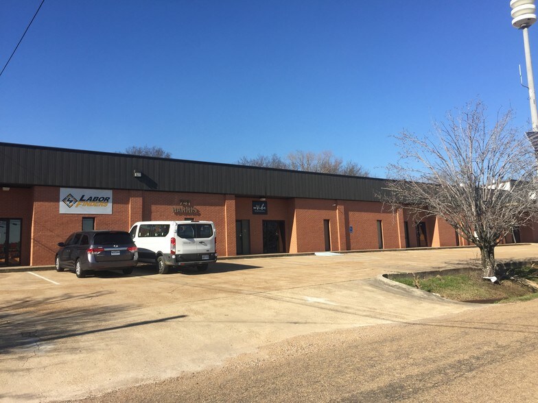 Primary Photo Of 741 Harris St, Jackson Light Manufacturing For Sale