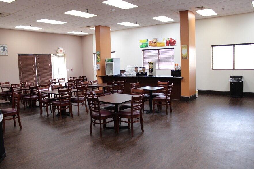 More Photos Of 12340 I-10 Service Rd, New Orleans Hotel For Sale