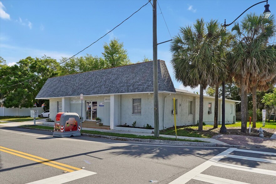 More Photos Of 400 Church St, Kissimmee Office For Lease