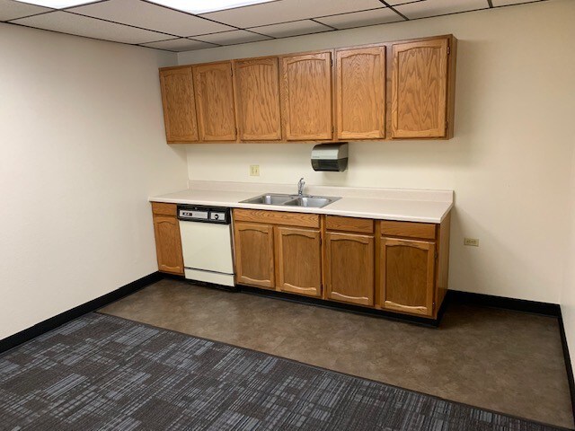 More Photos Of 15508 E 19th Ave, Aurora Flex For Lease