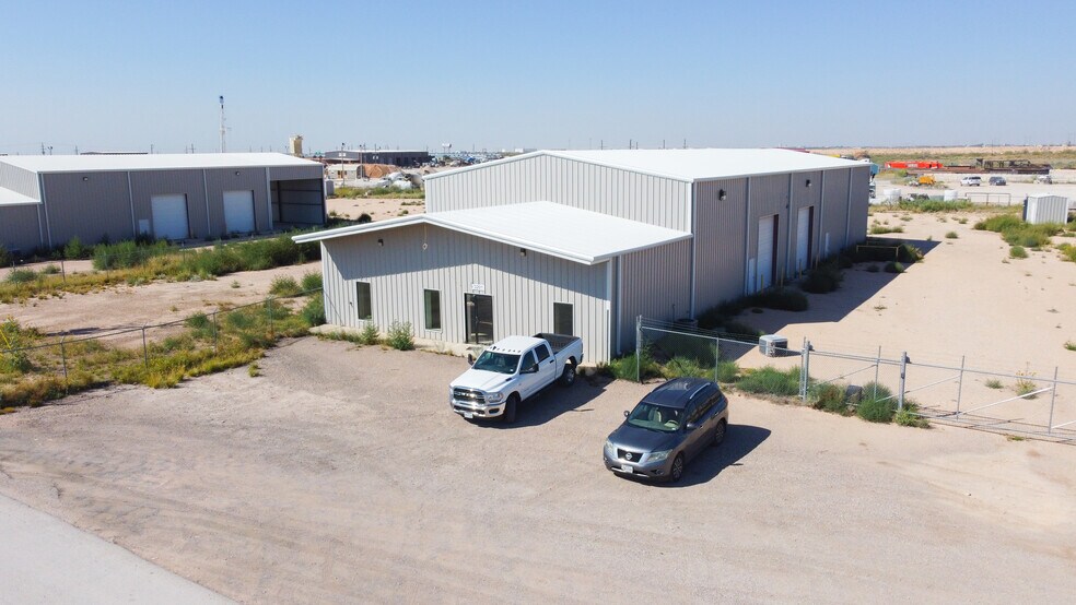 More Photos Of 3201 N County Road 1107, Midland Warehouse For Lease