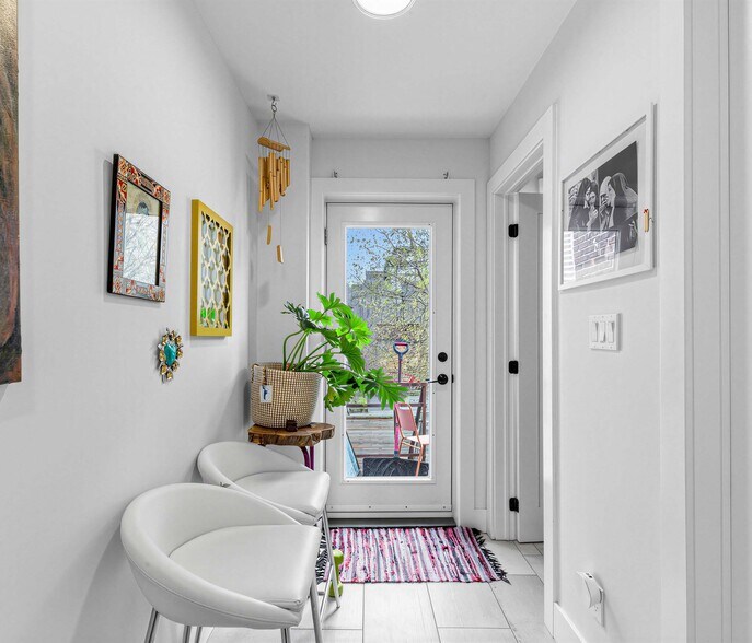 More Photos Of 1088 Bathurst St, Toronto Storefront Retail Residential For Sale