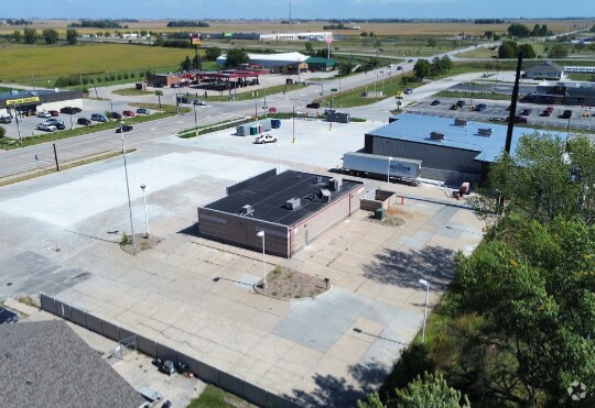 More Photos Of 1554 Broad St, Story City Convenience Store For Sale