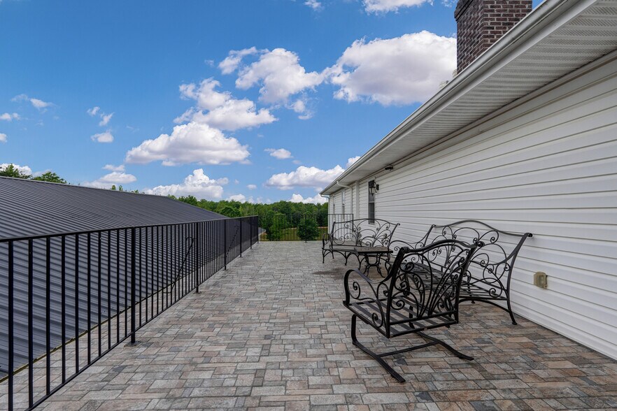 More Photos Of 178 Slaydon Rd, Eden Specialty For Sale