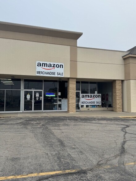 More Photos Of 114-138 E North Ave, Belton General Retail For Lease