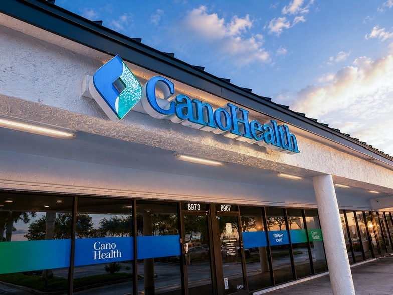 More Photos Of 8919-9091 Taft St, Pembroke Pines Unknown For Lease