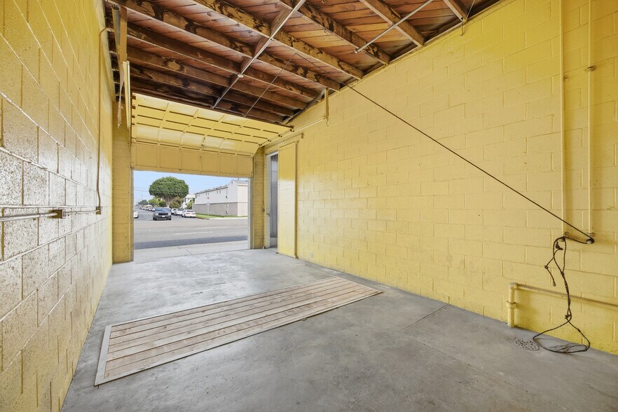 More Photos Of 4202 W El Segundo Blvd, Hawthorne Auto Repair For Sale