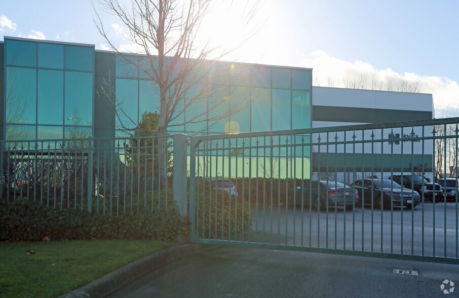 More Photos Of 7861 Hoskins St, Delta Manufacturing For Sale