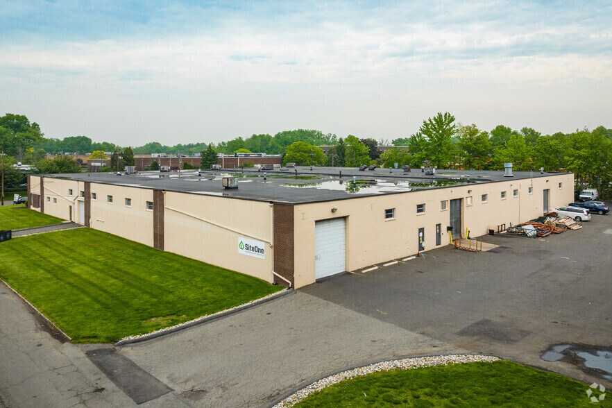 More Photos Of 15-17 Daniel Rd, Fairfield Manufacturing For Lease