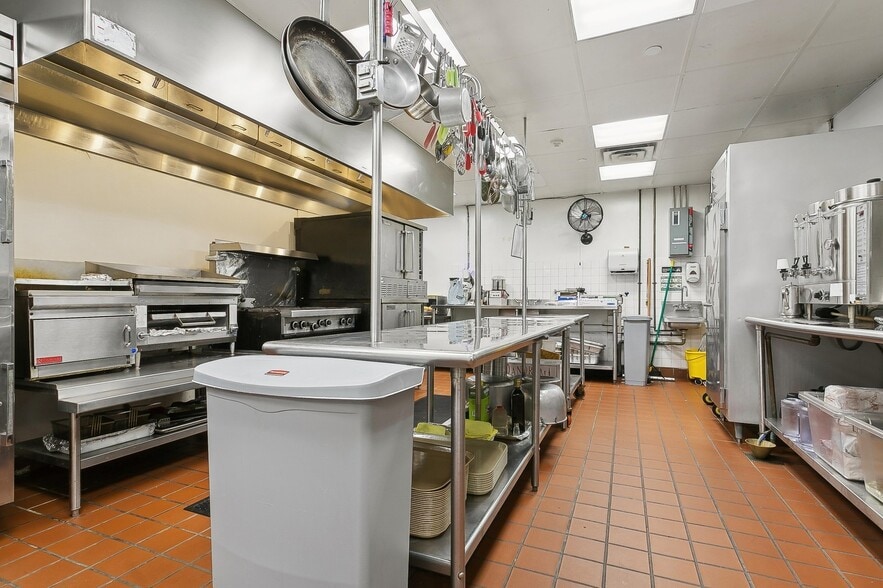 More Photos Of 3 Lehman Ter, Yonkers Congregate Senior Housing For Sale