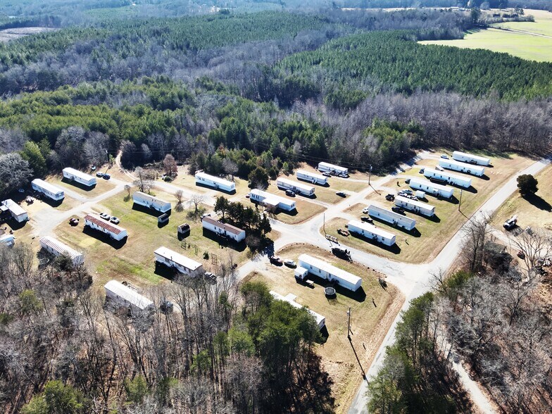 More Photos Of 1496 Hunters Ln, Blairs Manufactured Housing Mobile Home Park For Sale