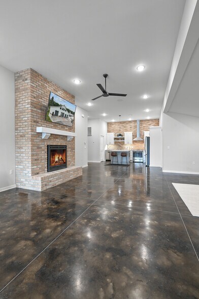 More Photos Of 3025 County Road Q, Nelsonville Specialty For Sale