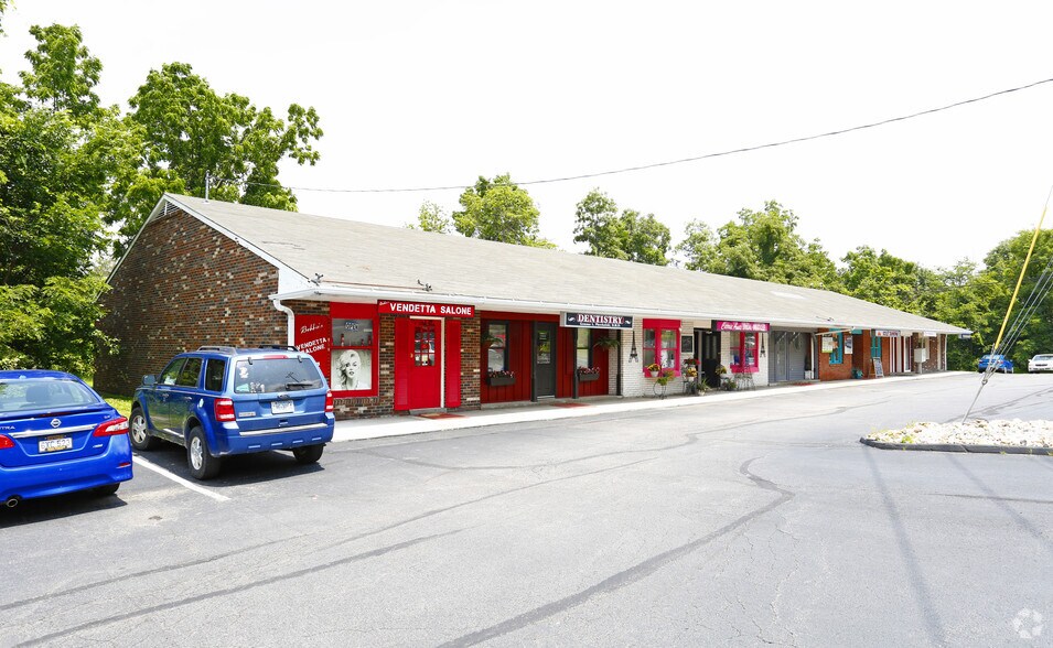 More Photos Of 7350-7362 Steubenville Pike, Oakdale Storefront Retail Office For Lease
