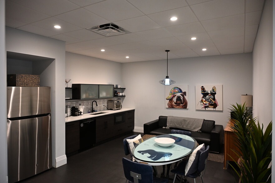 More Photos Of 725 N Hwy A1A, Jupiter Medical For Sale
