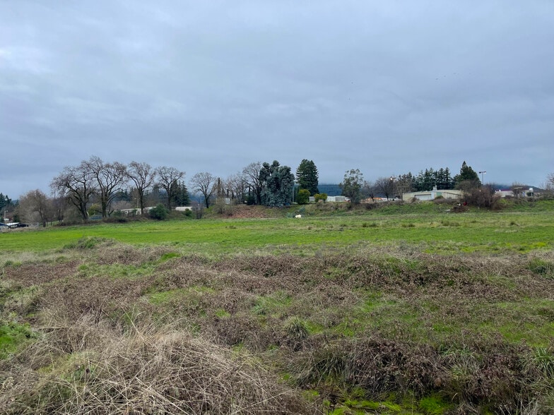 More Photos Of 1 Ford Rd, Ukiah Land For Sale