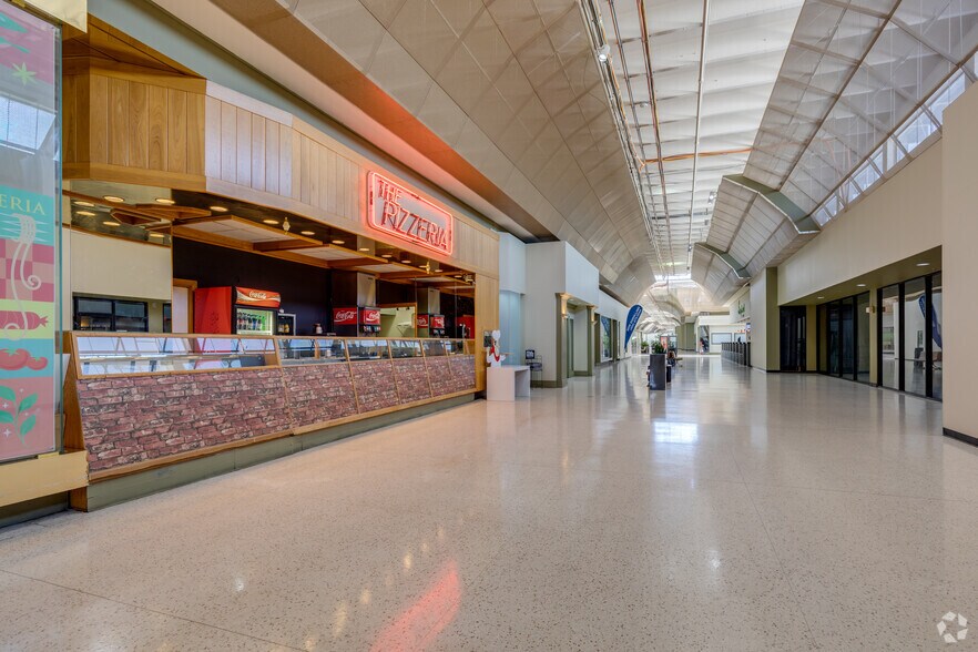 More Photos Of 2401 NW 23rd St, Oklahoma City Office For Lease