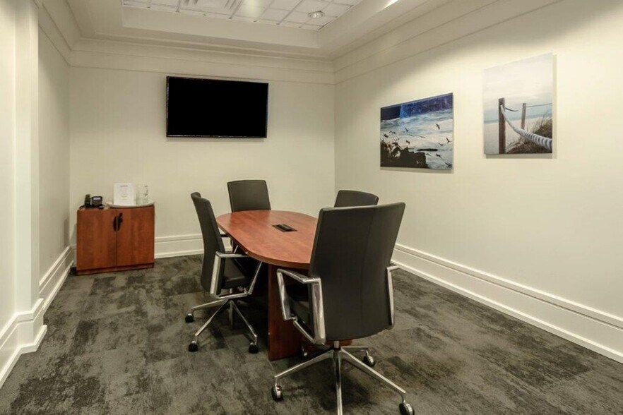 More Photos Of 6047 Tyvola Glen Cir, Charlotte Coworking Space