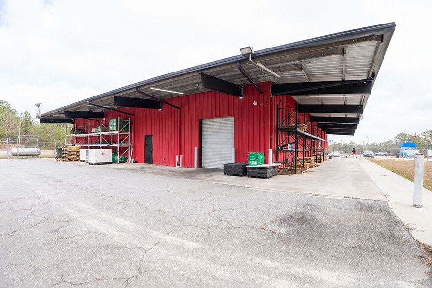 More Photos Of 3321 Holley Rd, Lizella Freestanding For Sale