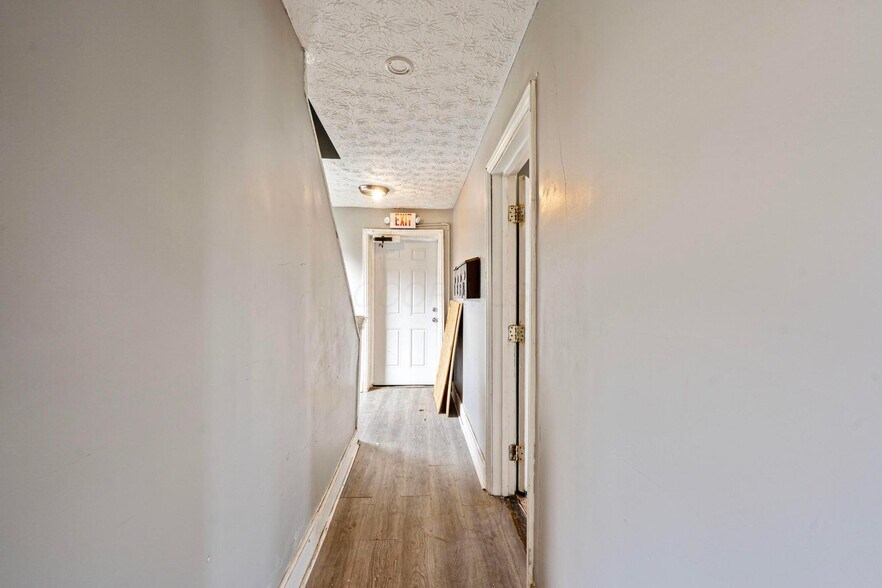 More Photos Of 1657 Sullivant Ave, Columbus Apartments For Sale