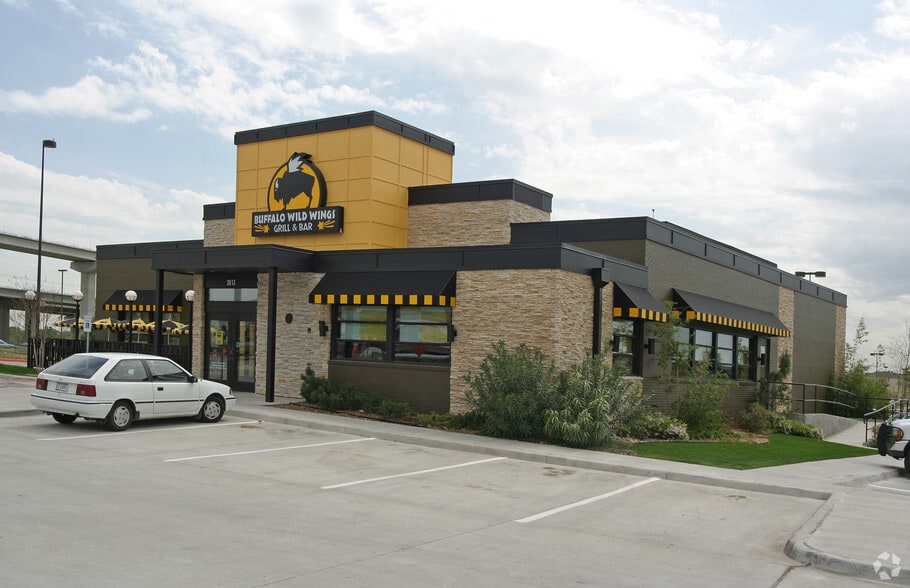 Primary Photo Of 2613 S Stemmons Fwy, Lewisville Restaurant For Sale