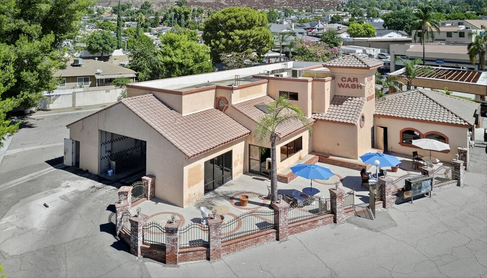 More Photos Of 3706 Highland Ave, Highland Carwash For Sale