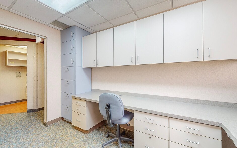 More Photos Of 4000 Johnson Rd, Steubenville Healthcare For Sale