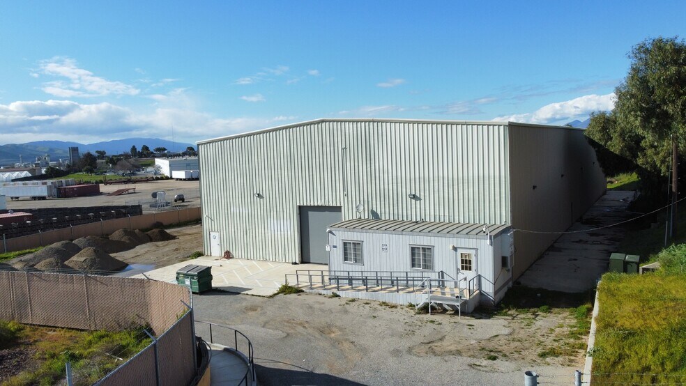 More Photos Of 151-161 Airport Rd, King City Warehouse For Sale
