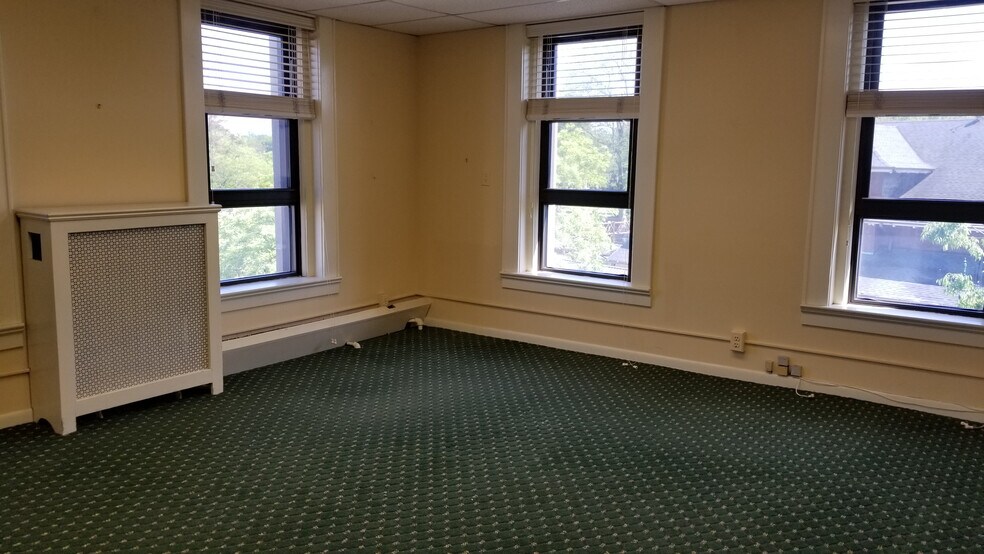 More Photos Of 57 Union Pl, Summit Office For Lease