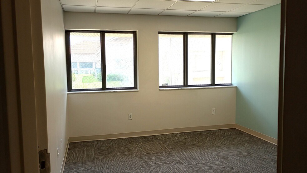 More Photos Of 801 Douglas Ave, Altamonte Springs Office For Sale