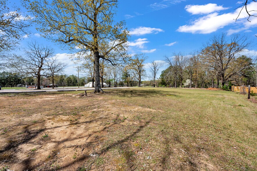 More Photos Of 4826 Co 217 rd, Hillsboro Specialty For Sale