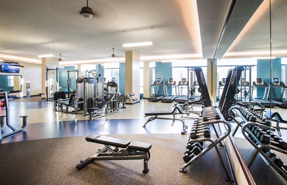 More Photos Of 5760 Dow Ave, Alexandria Apartments For Lease