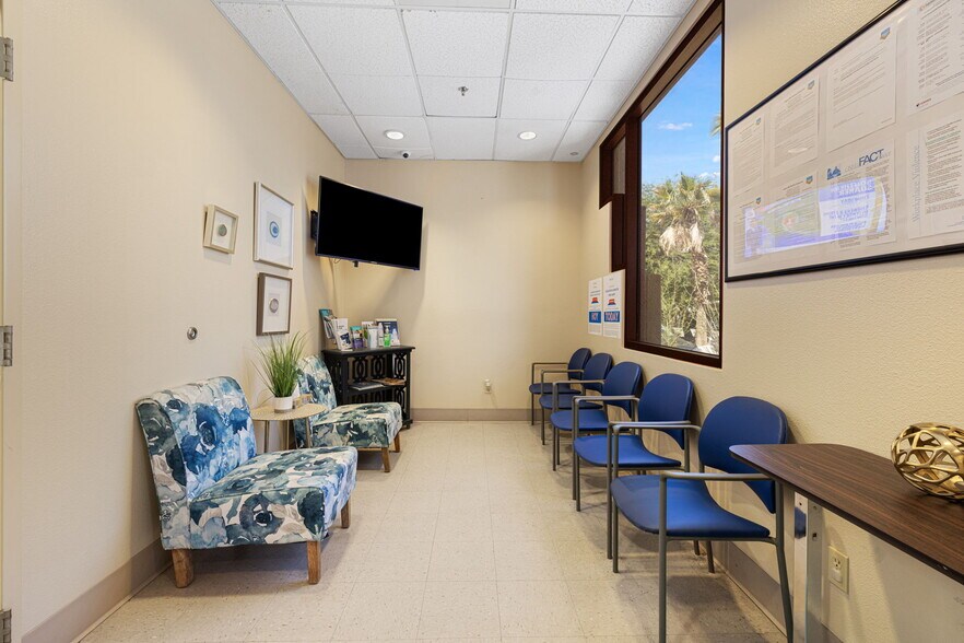 More Photos Of , Indio Office For Sale