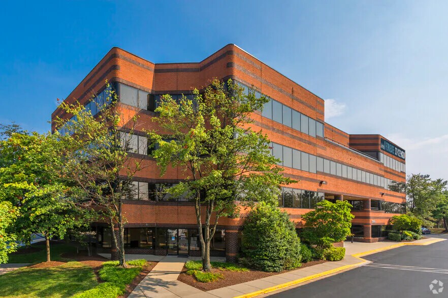 More Photos Of 12501 Prosperity Dr, Silver Spring Medical For Lease