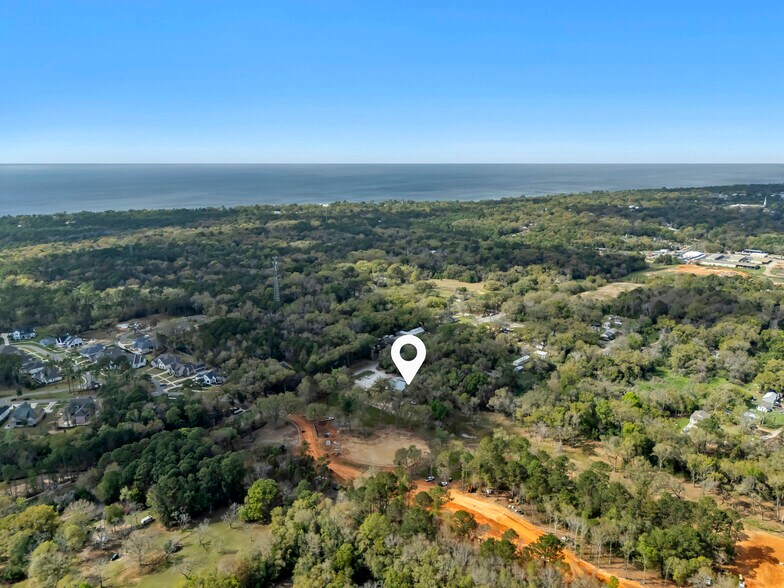 More Photos Of 18874 Section St, Fairhope Restaurant For Sale